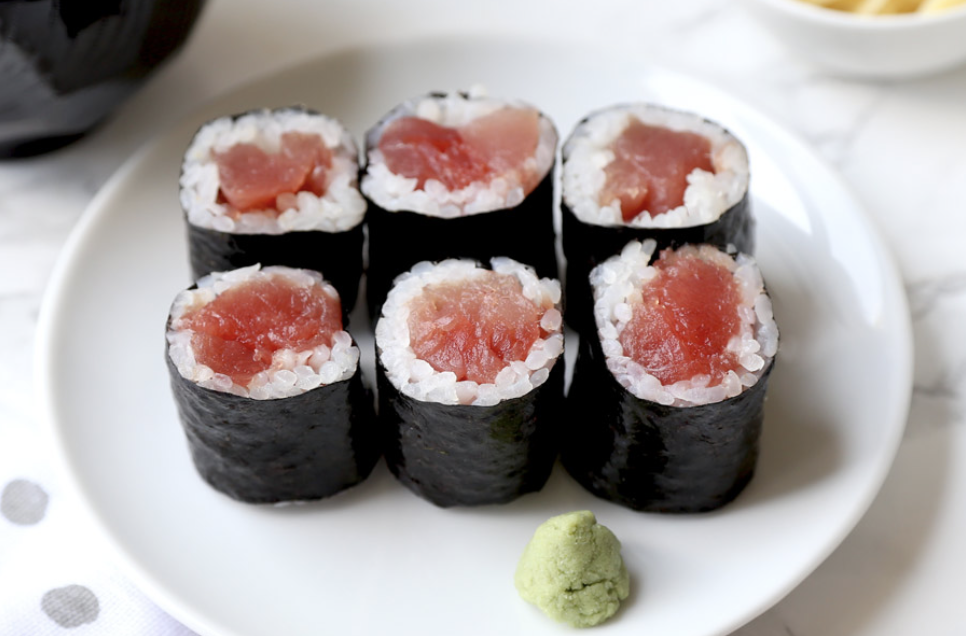 Order Tuna Roll food online from Tokyo Bay Restaurant store, Roswell on bringmethat.com