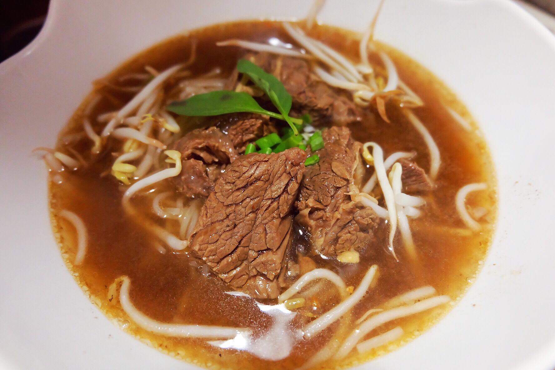 Order NS2. Beef Stew Noodle Soup food online from Papa Thai Chef store, Williamstown on bringmethat.com