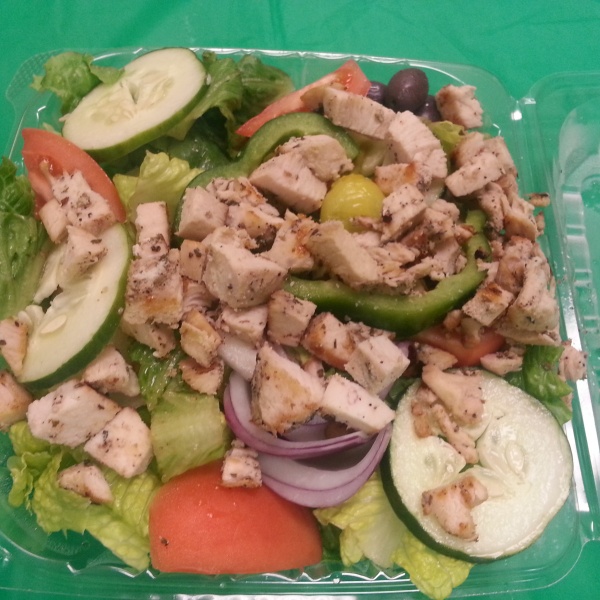 Order Crispy Chicken Salad food online from Pizza Wings & More store, Reisterstown on bringmethat.com