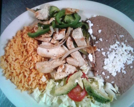 Order Chicken Fajitas food online from El Rinconcito store, Round Rock on bringmethat.com