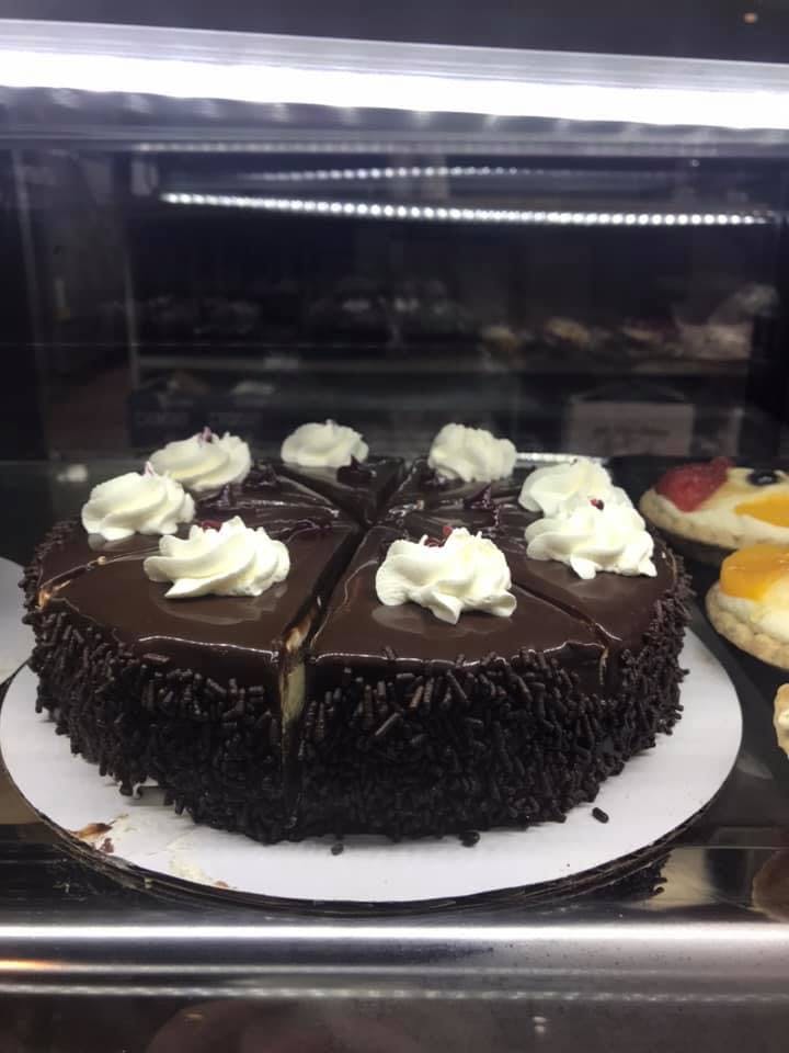 Order Vanilla Chocolate Cake - Slice food online from Sokolata store, South Charleston on bringmethat.com