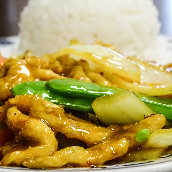 Order C10. Chicken Curry food online from QQ Star China Cafe store, Friendswood on bringmethat.com