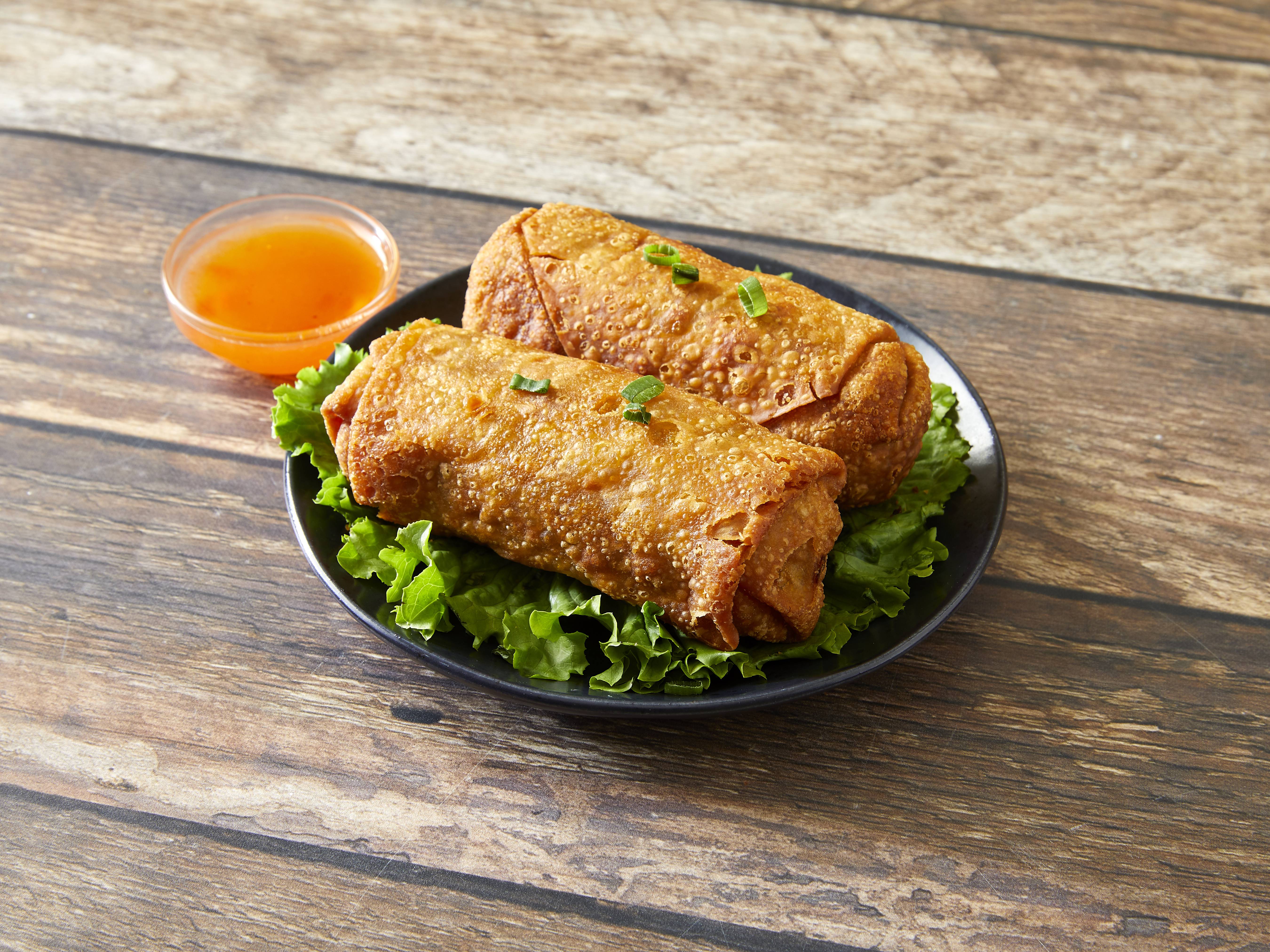 Order Vegetable Egg Roll  food online from Mee Mah Restaurant store, Chicago on bringmethat.com