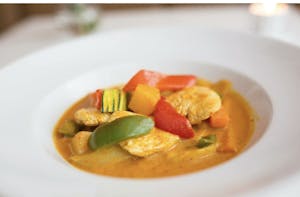 Order Yellow Curry food online from Sa-Tang store, South Kingstown on bringmethat.com