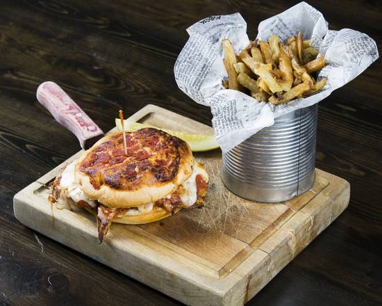 Order Chicken Parmesan Sandwich food online from Paisans Pizzeria & Bar store, Chicago on bringmethat.com