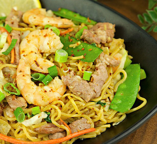 Order Pancit Canton Noodle food online from Barrio Fiesta store, Glendale on bringmethat.com