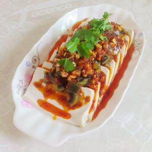 Order D7. Preserved Eggs with Tofu Cold Dish 皮蛋拌豆腐 food online from Garage Restaurant store, San Gabriel on bringmethat.com