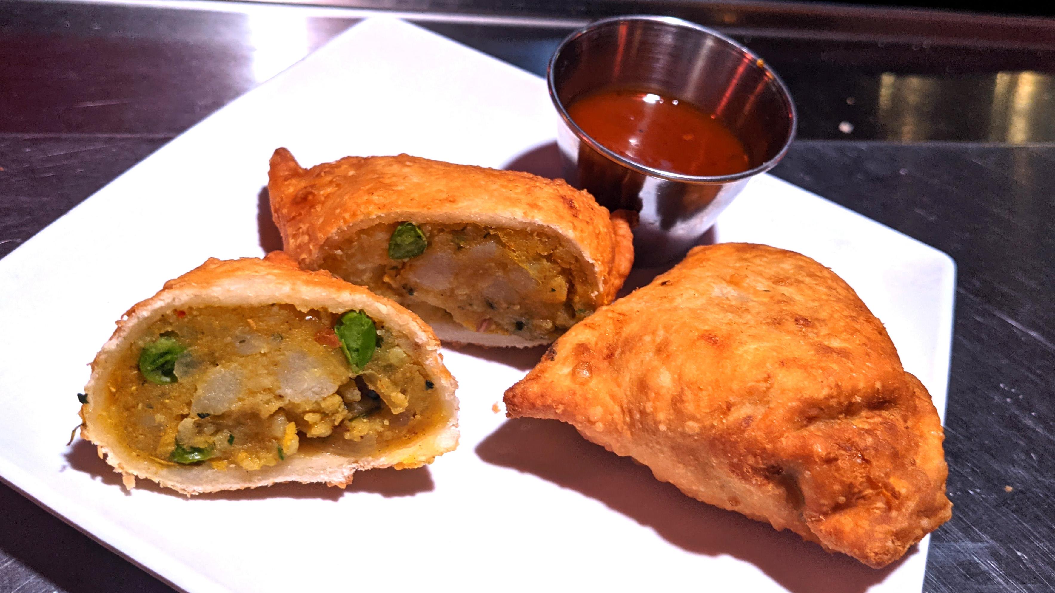 Order Vegetable Samosas food online from Hillcrest Restaurant And Taphouse store, Antioch on bringmethat.com