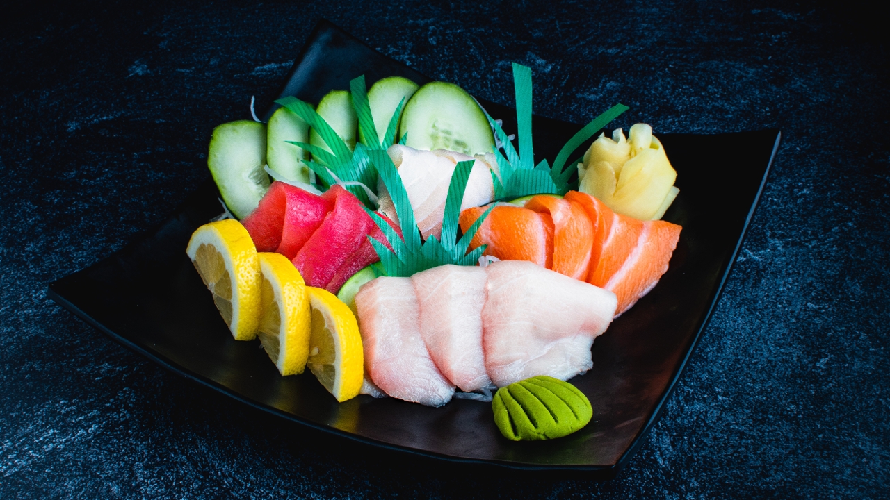 Order Deluxe Sashimi (12pc) food online from Bento & Noodles store, Chula Vista on bringmethat.com