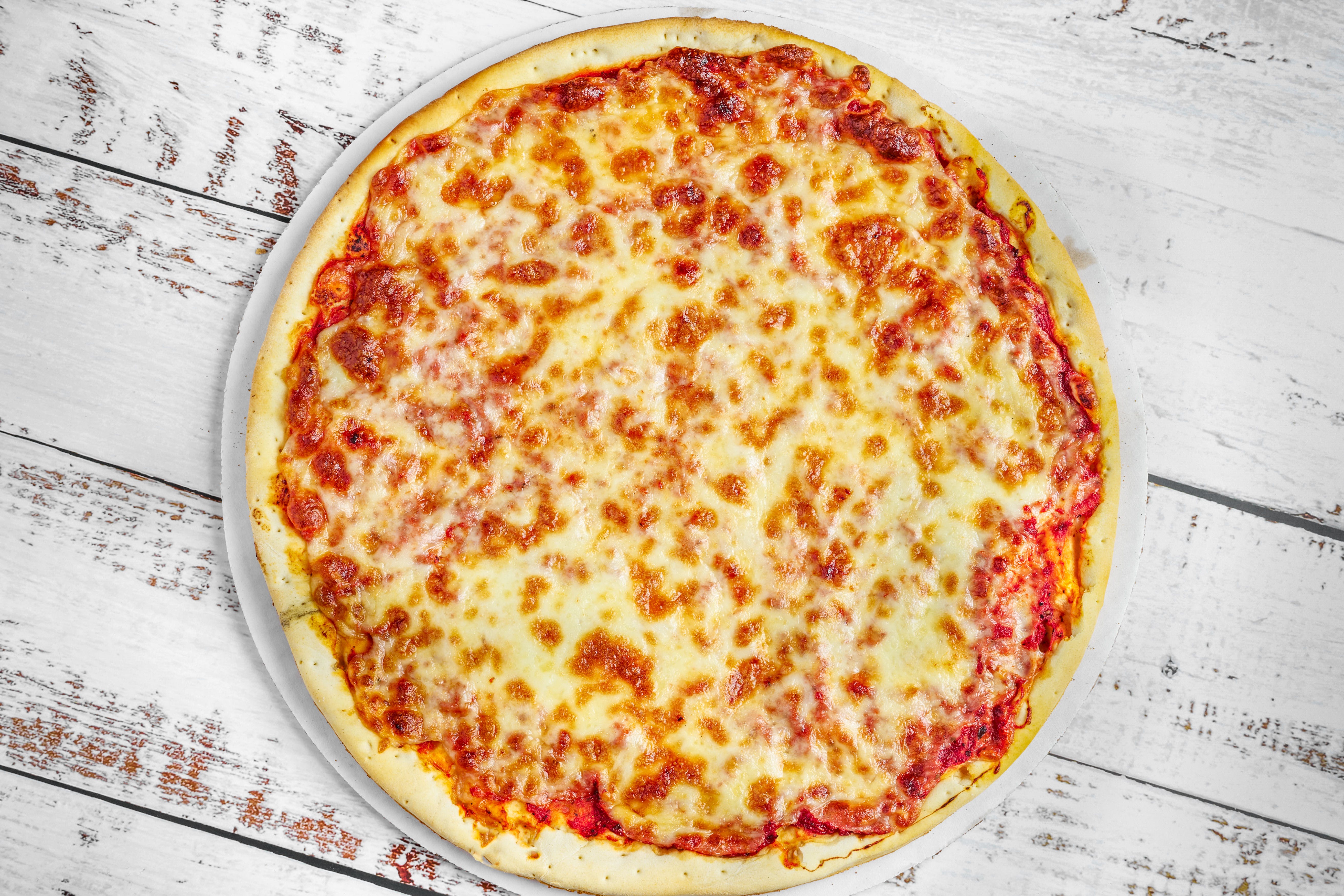 Order Cheese Pizza - Small 12''  (Serves 1-2 People) food online from Cochiaro's Pizza store, Northlake on bringmethat.com