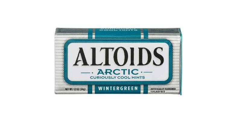 Order Altoids Arctic Curiously Cool Mints Wintergreen food online from Trumbull Mobil store, Trumbull on bringmethat.com
