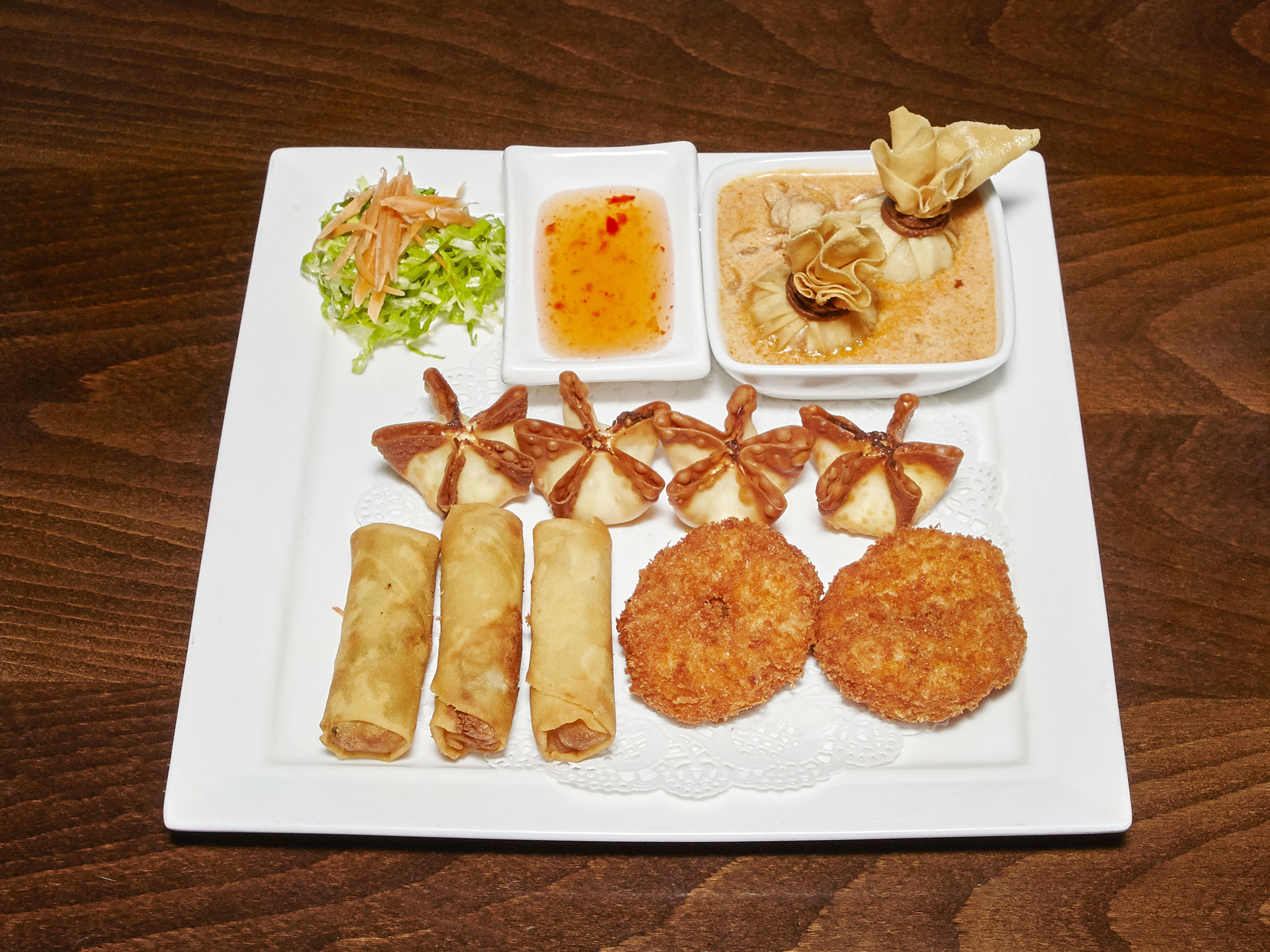 Order 10. Sawaddee Delight food online from Sawaddee Thai Restaurant store, Las Vegas on bringmethat.com