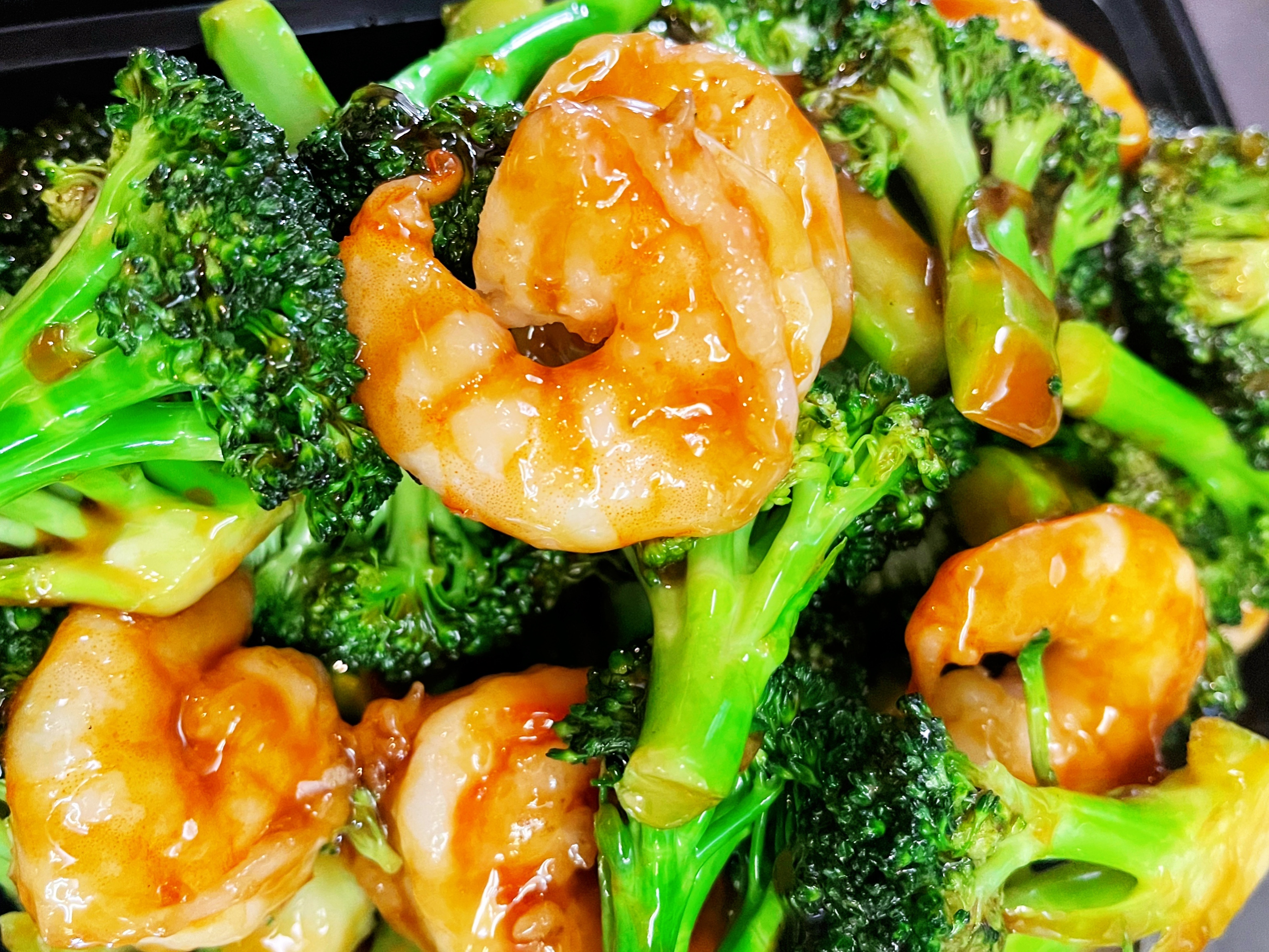 Order 96. Jumbo Shrimp with Broccoli food online from Jen's Restaurant store, Bronx on bringmethat.com
