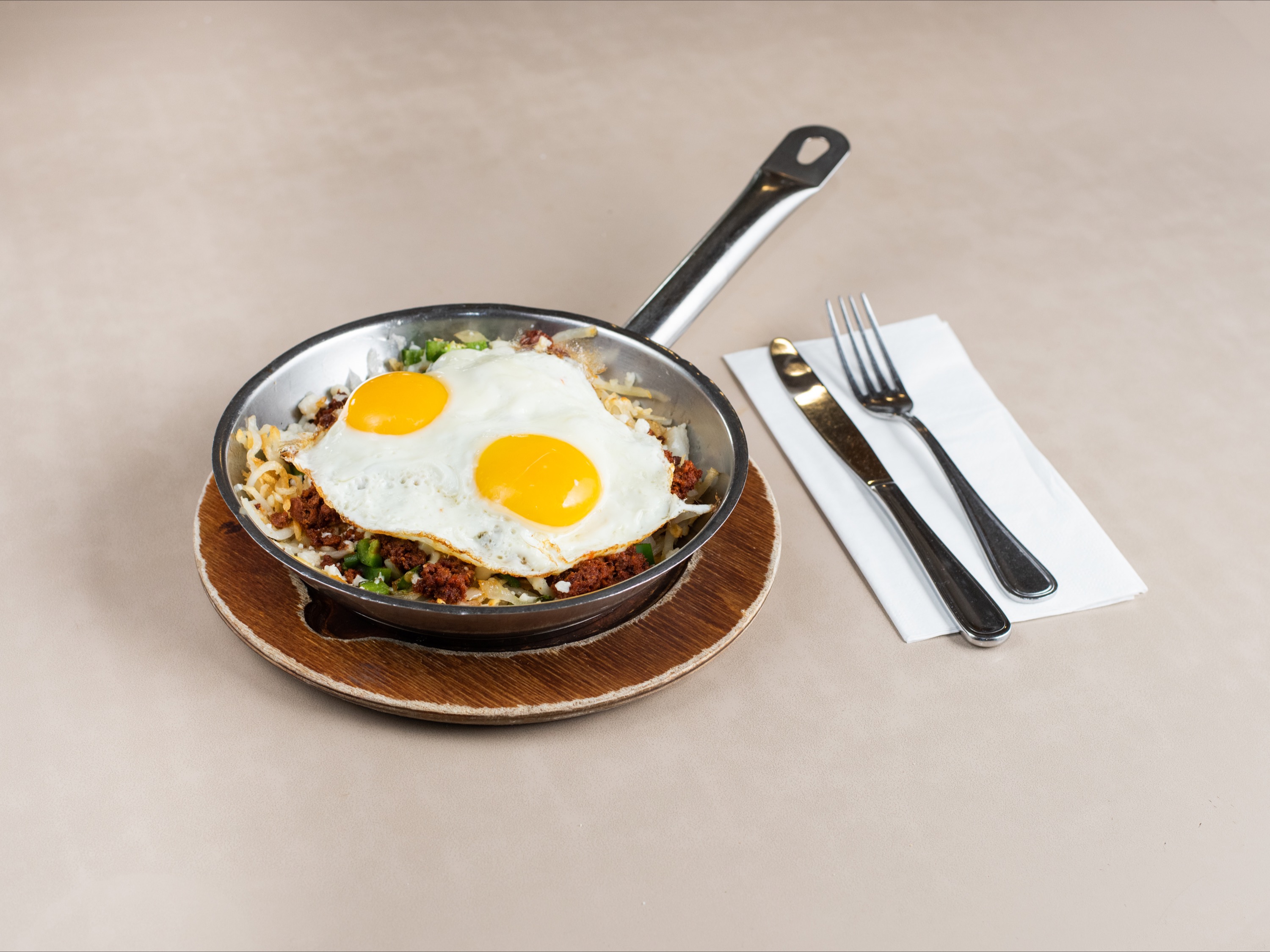 Order Homemade Corned Beef Hash food online from Elly's store, Chicago on bringmethat.com