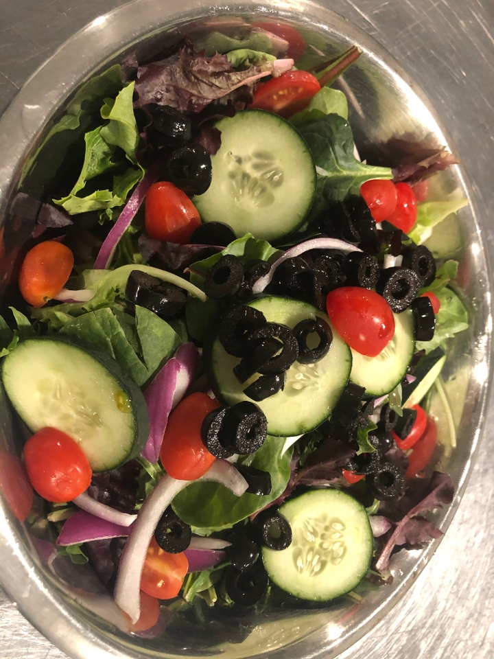 Order GARDEN SALAD food online from The Hub Pizza Bar store, Ansonia on bringmethat.com