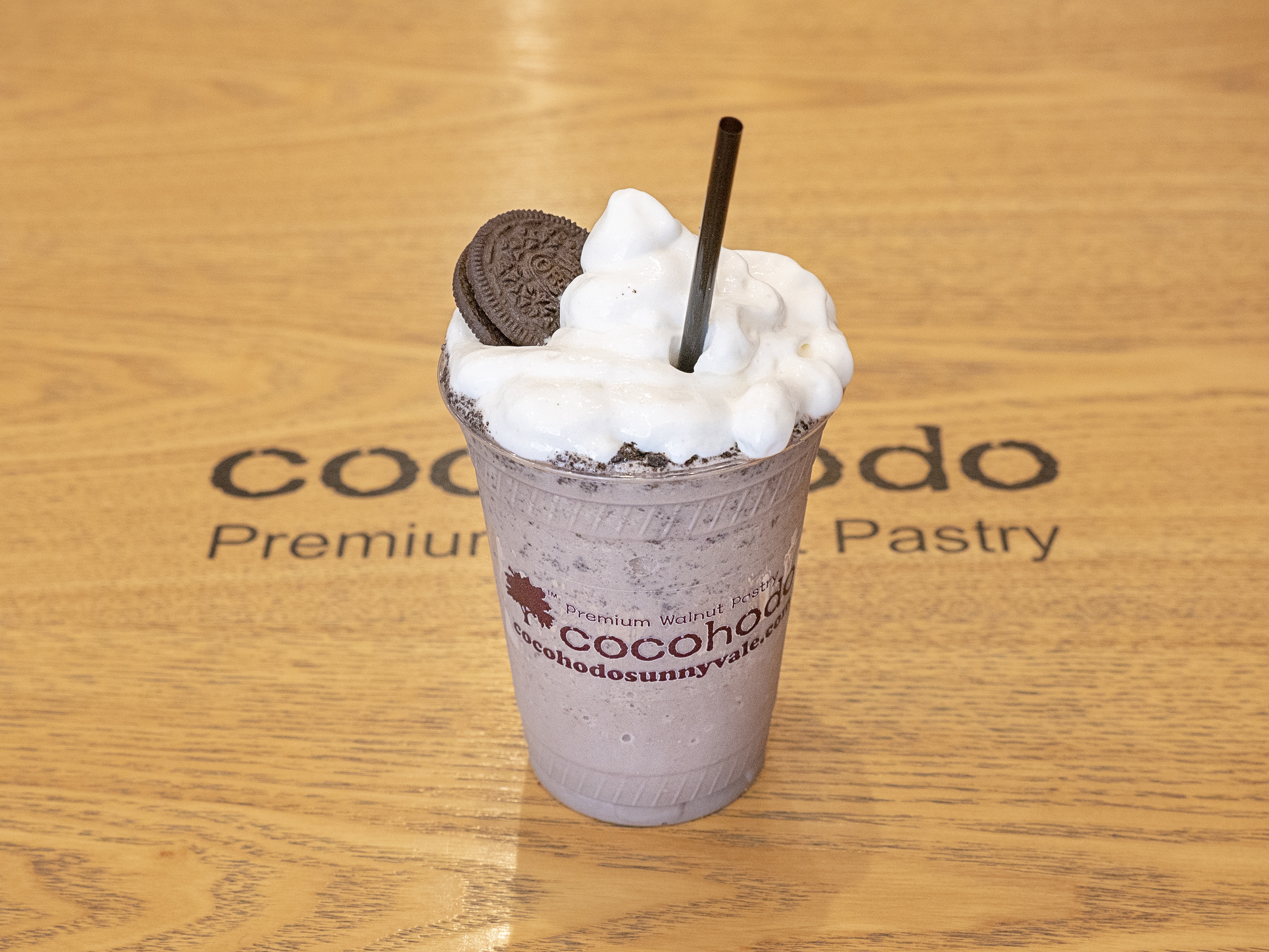 Order Cookies N Cream Cocochino food online from Cocohodo store, Sunnyvale on bringmethat.com