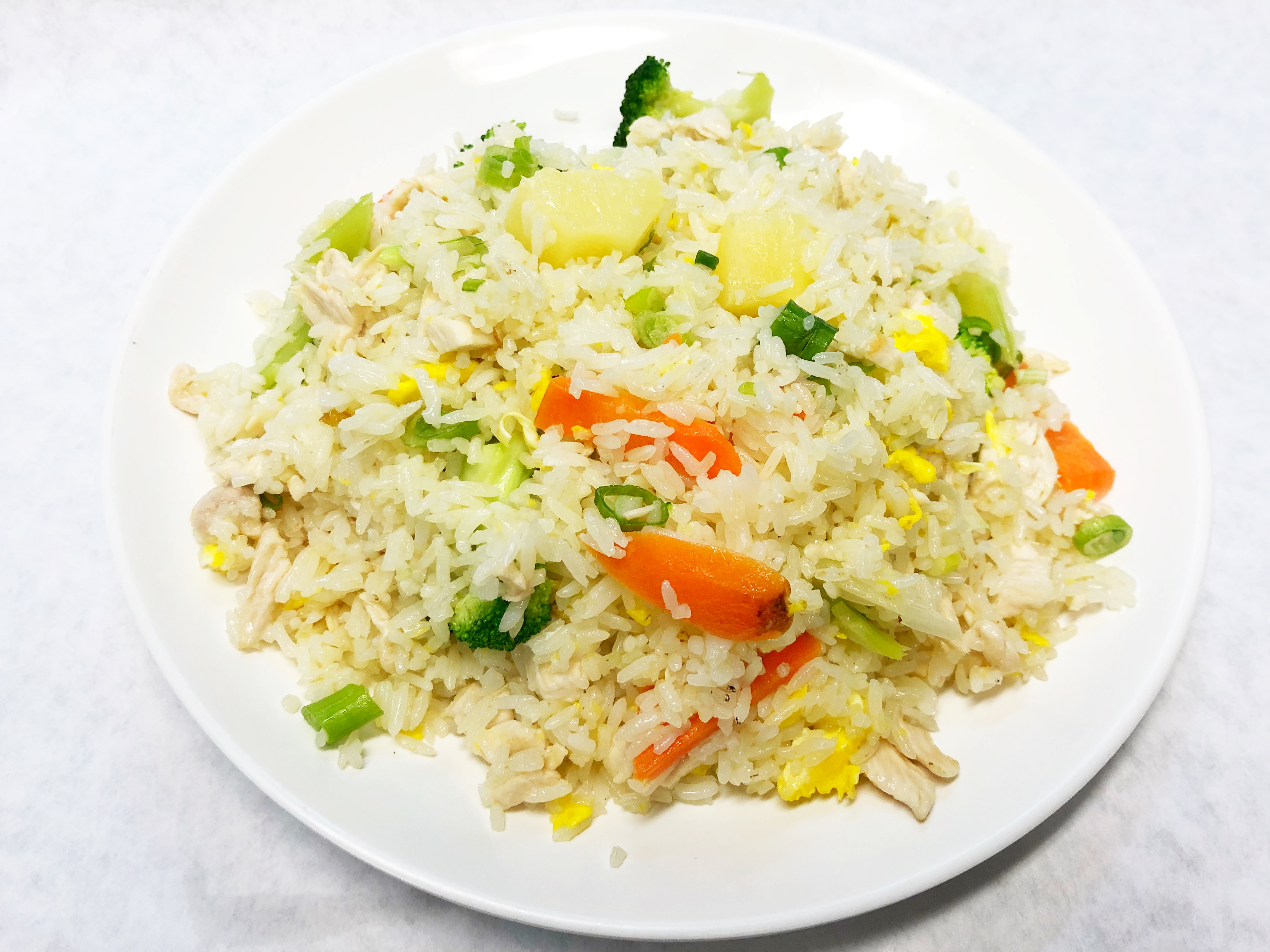 Order F3. Pineapple Fried Rice food online from House of Pho store, Hoffman Estates on bringmethat.com