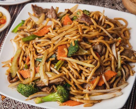 Order Chow Mein food online from Thai Spoons store, Sunnyvale on bringmethat.com