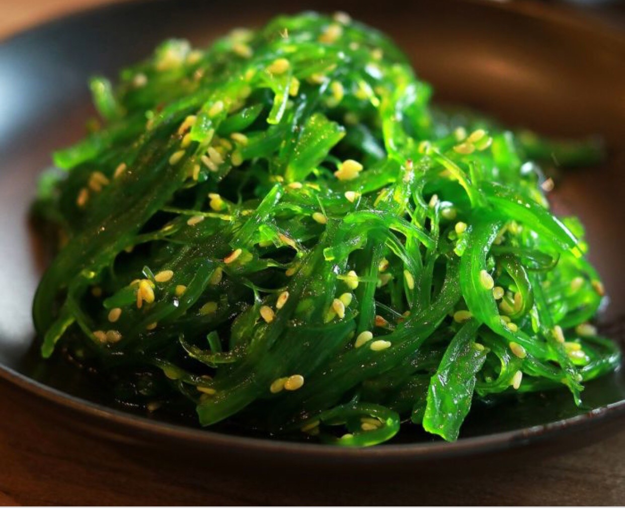 Order Seaweed Salad food online from Komo asian cuisine store, Bellmore on bringmethat.com