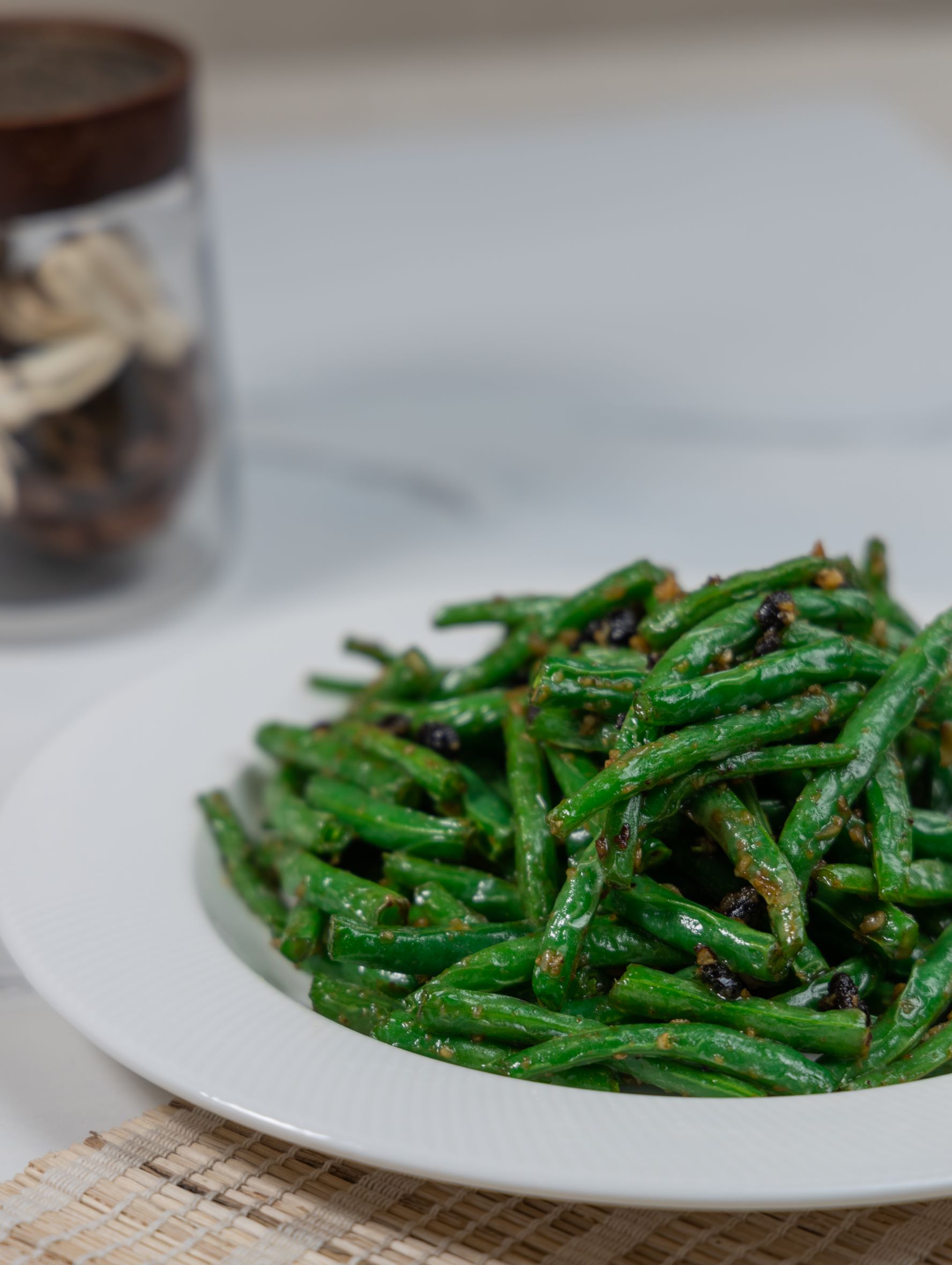 Order B11. Sauteed Green Beans food online from Northern Cafe store, Irvine on bringmethat.com