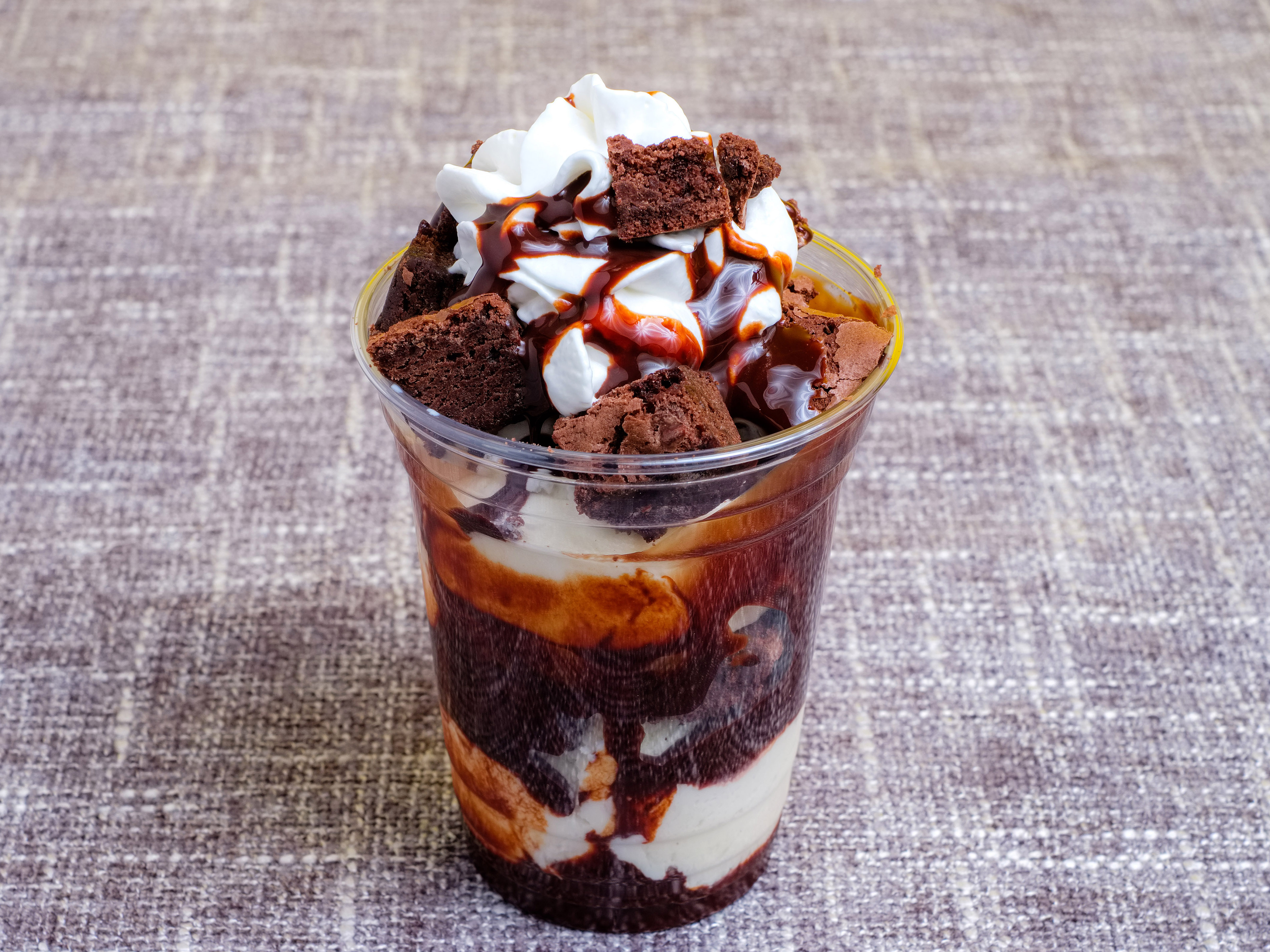 Order Brownie Overload food online from Danny Mexican Ice Cream store, Avon on bringmethat.com