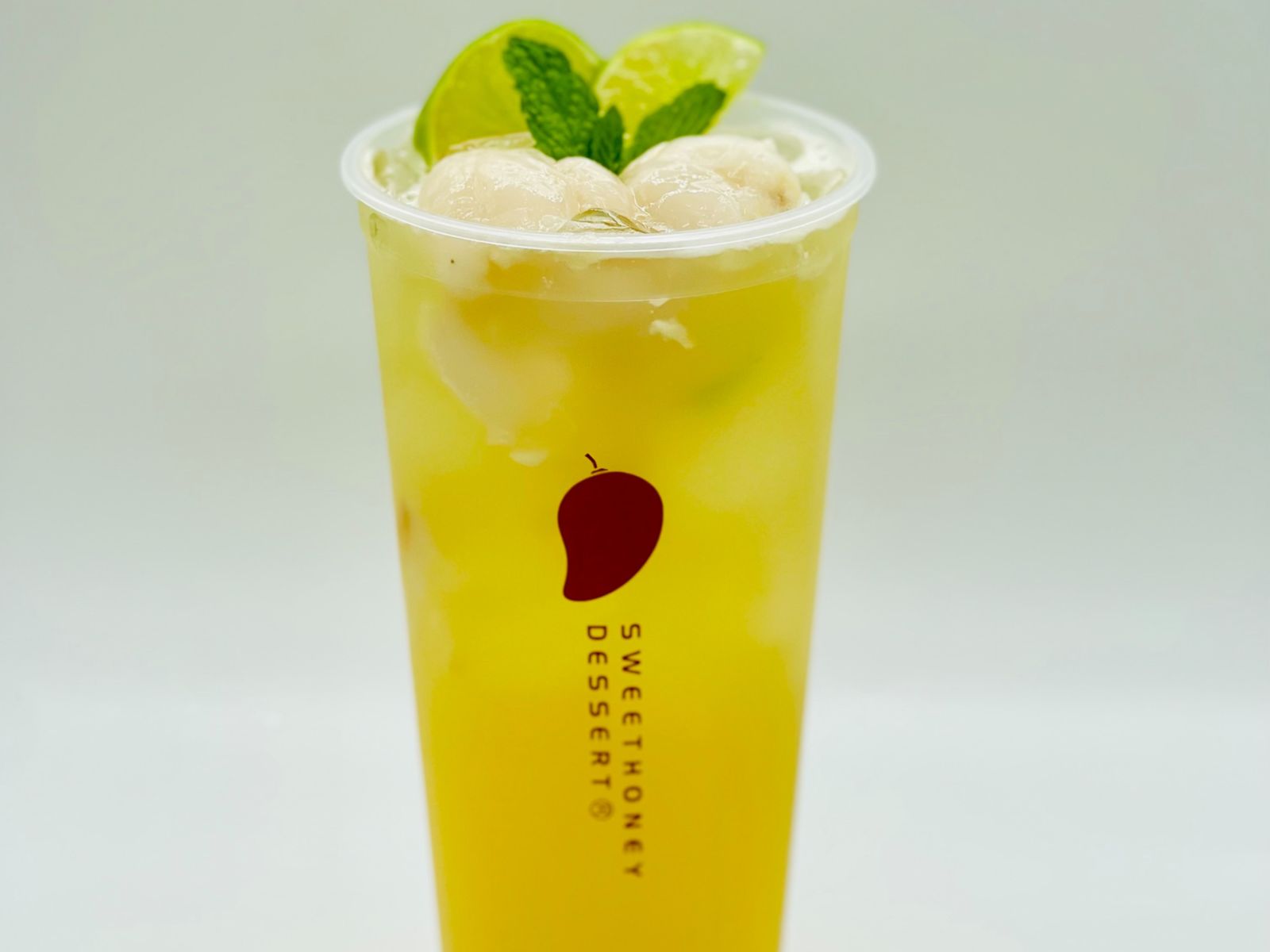 Order A26. Lychee Lemon Green Tea food online from Sweethoney Dessert store, Artesia on bringmethat.com