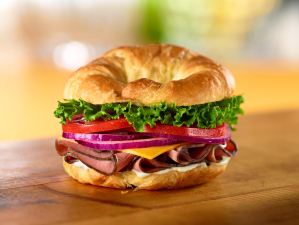 Order Roast Beef and Cheddar Sandwich food online from Honeybaked Ham store, Columbia on bringmethat.com