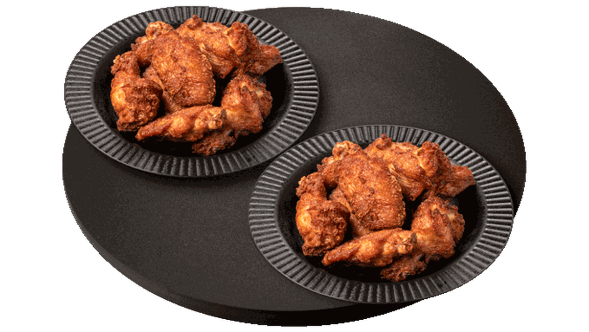 Order 16 Traditional Wings food online from Pizza Ranch store, Lincoln on bringmethat.com