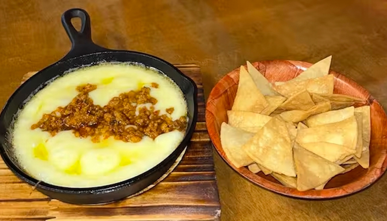 Order Queso Fundido food online from 787 Restaurant And Bar store, El Paso on bringmethat.com