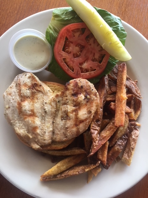 Order Grilled Chicken Breast Sandwich food online from RealTime Sports Bar and Grill store, Elk Grove Village on bringmethat.com