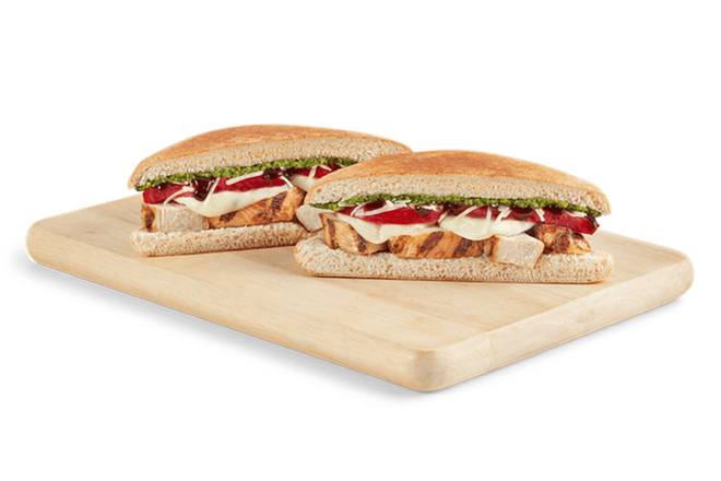 Order CHICKEN CAPRESE food online from Tropical Smoothie Cafe store, Lake City on bringmethat.com