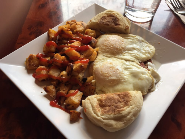 Order Eggs and Corned Beef Hash food online from Cafe via espresso store, Astoria on bringmethat.com