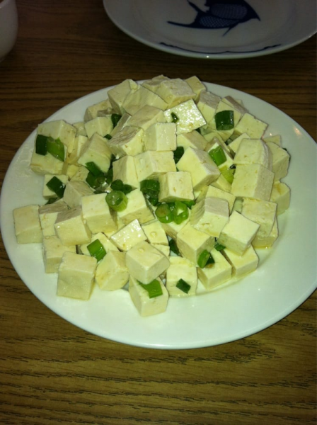 Order 凉拌豆腐  Cold Tofu with Green Onion food online from Dumpling Empire store, South San Francisco on bringmethat.com