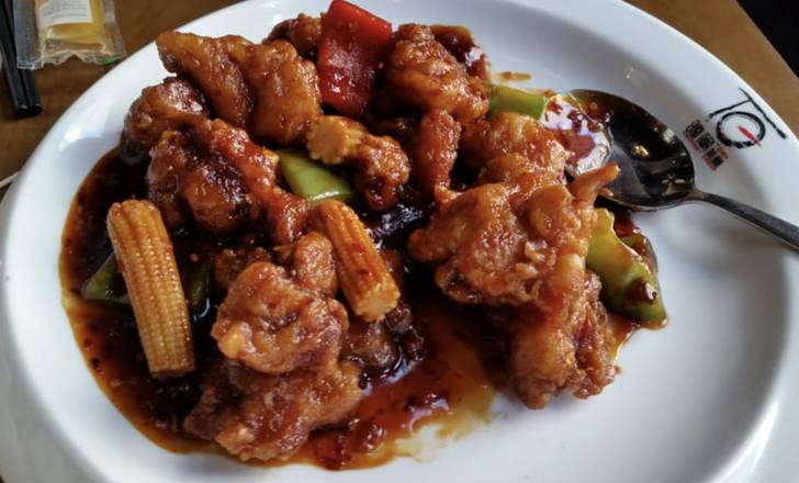 Order General Tso's Chicken food online from Lao Sze Chuan store, Downers Grove on bringmethat.com