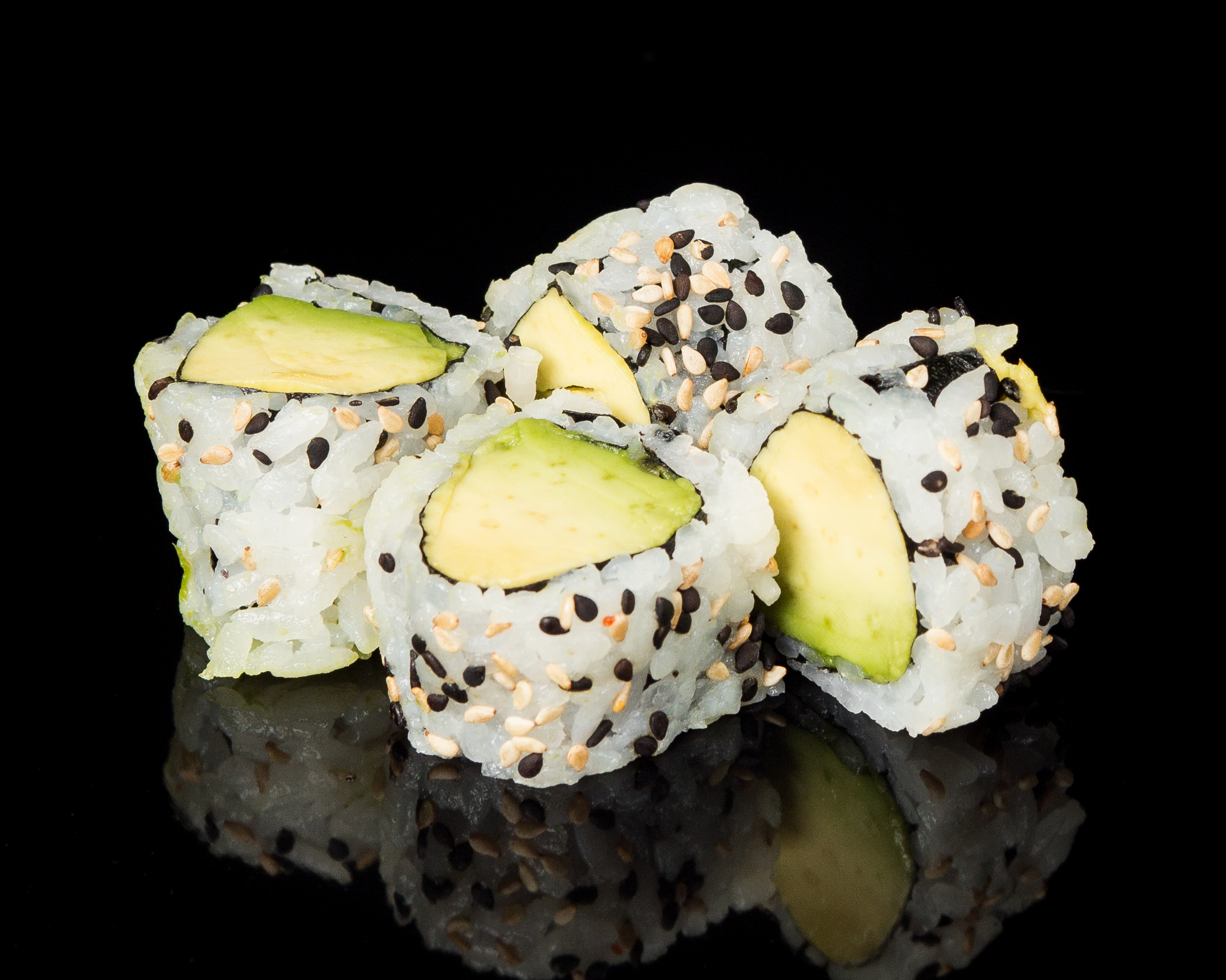 Order 4 Pieces Avocado Roll food online from Sushi Sakura Express store, Houston on bringmethat.com