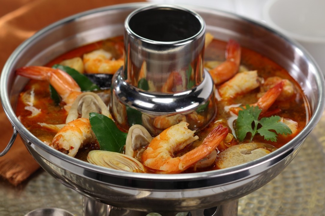 Order Tom Yum Shrimp Soup food online from Thai Fiesta Cafe store, Paramount on bringmethat.com