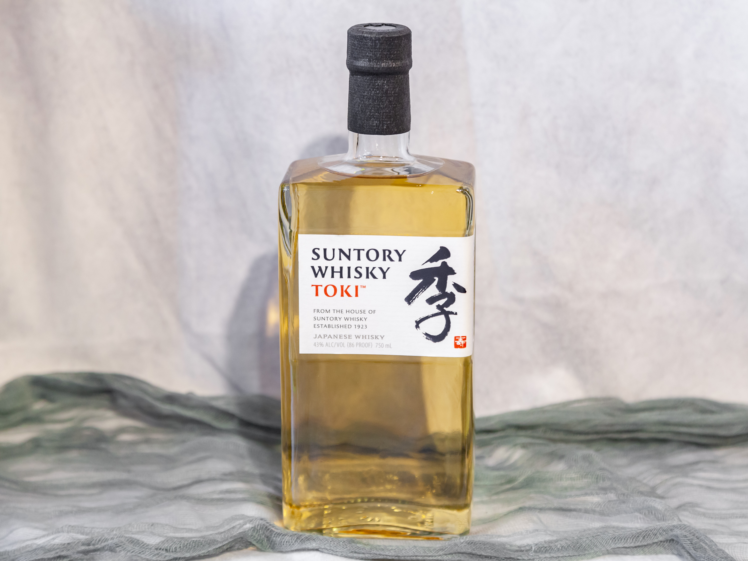 Order Suntory Toki Japanese Whisky food online from Alameda Cellars Wines And Liquors store, Alameda on bringmethat.com