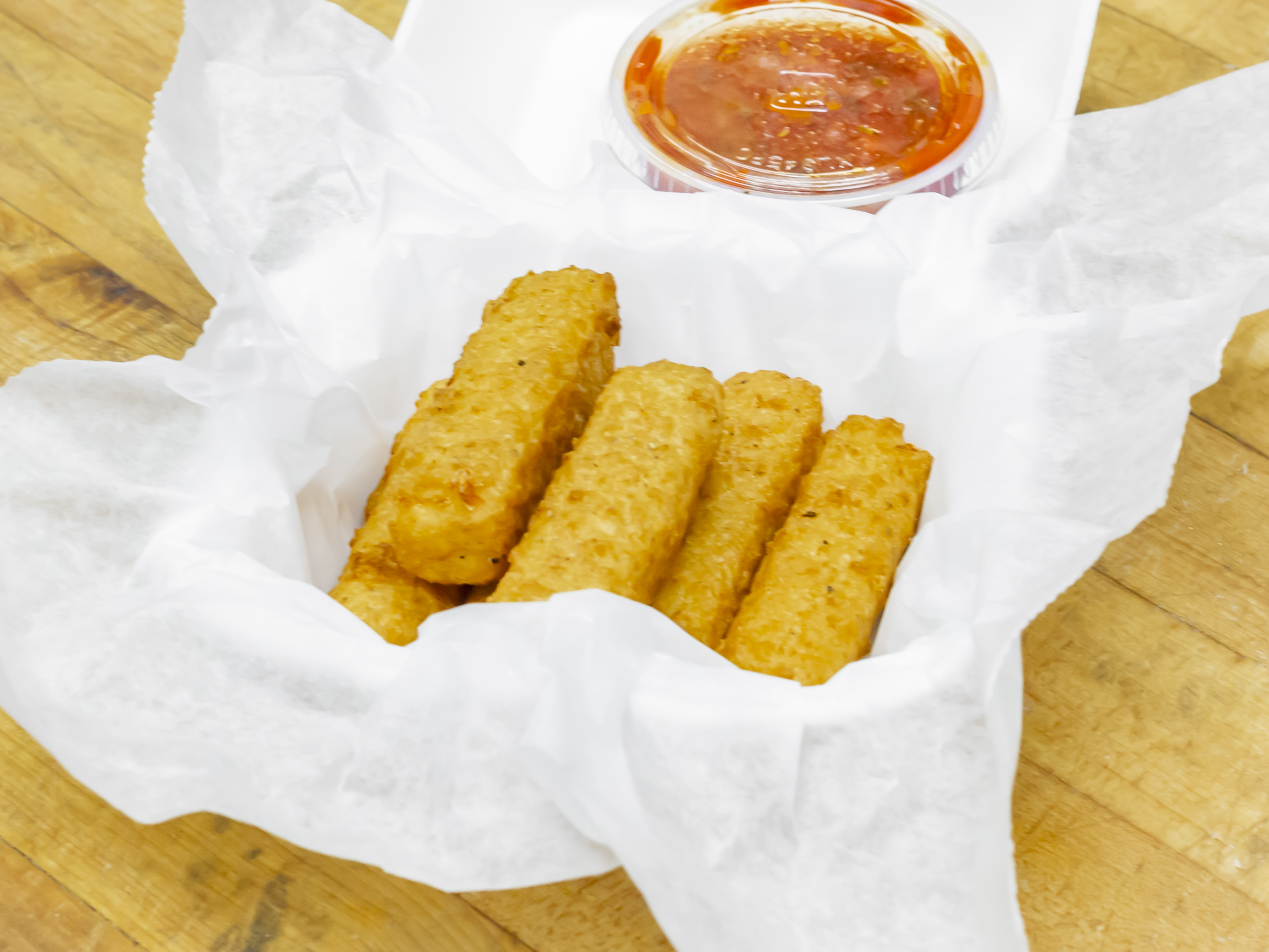 Order Cheese Sticks food online from Vito's Pizza store, Hampton on bringmethat.com