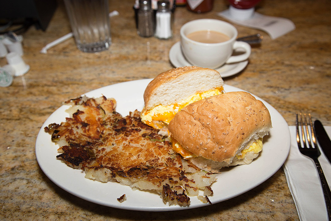 Order Bacon and Egg Sandwich food online from Coach House Diner Restaurant store, North Bergen on bringmethat.com