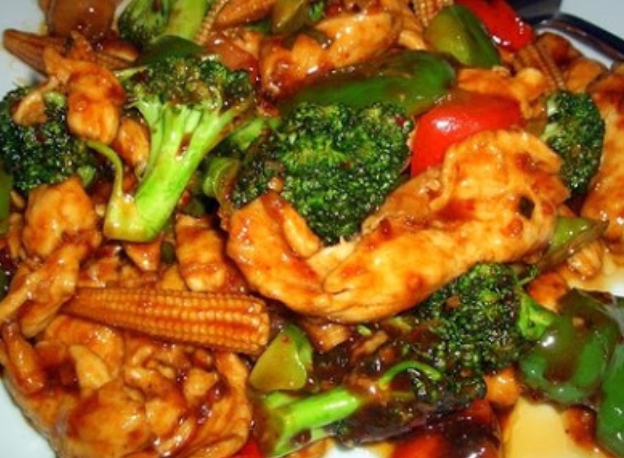 Order 20. Szechuan Chicken food online from Buffet Dynasty store, Canton on bringmethat.com
