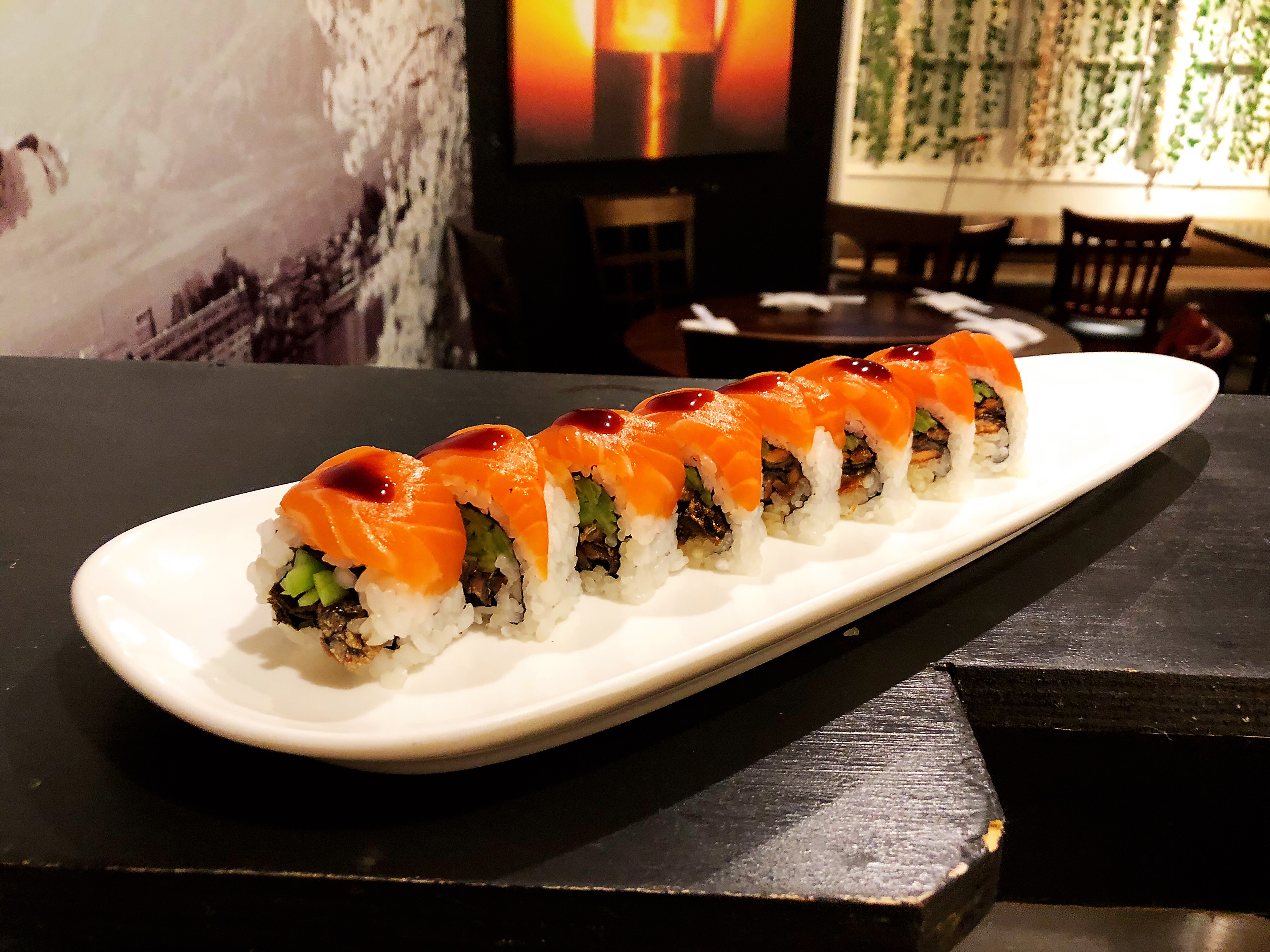 Order Hokkai Roll food online from Sushi para japanese restaurant store, New York on bringmethat.com