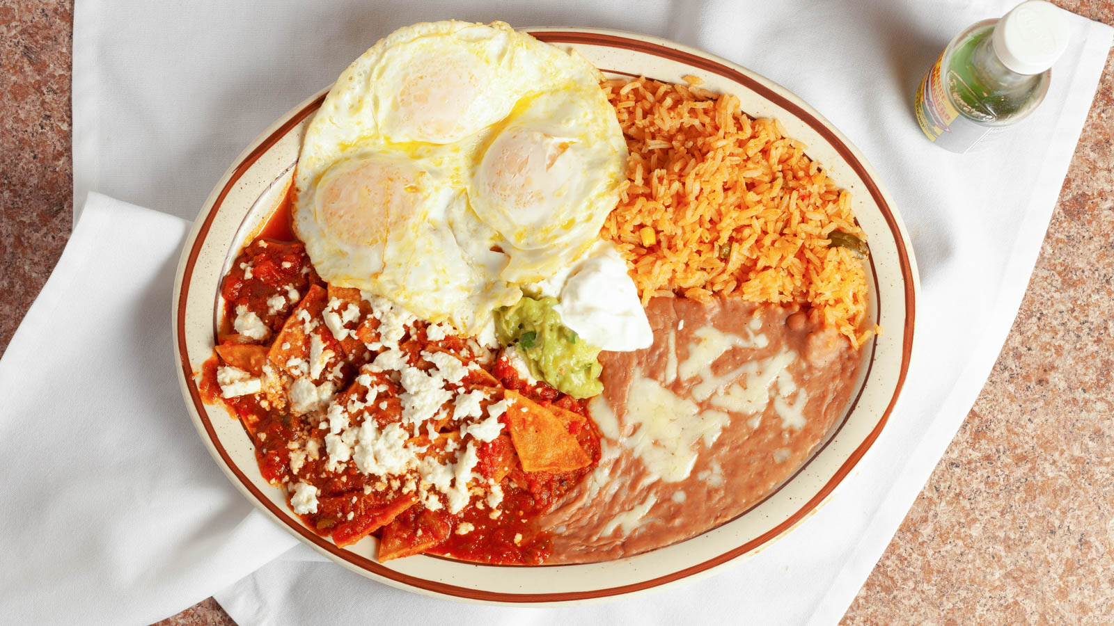 Order Chilaquiles con Huevos food online from Brite Spot Mexican Grill store, Long Beach on bringmethat.com