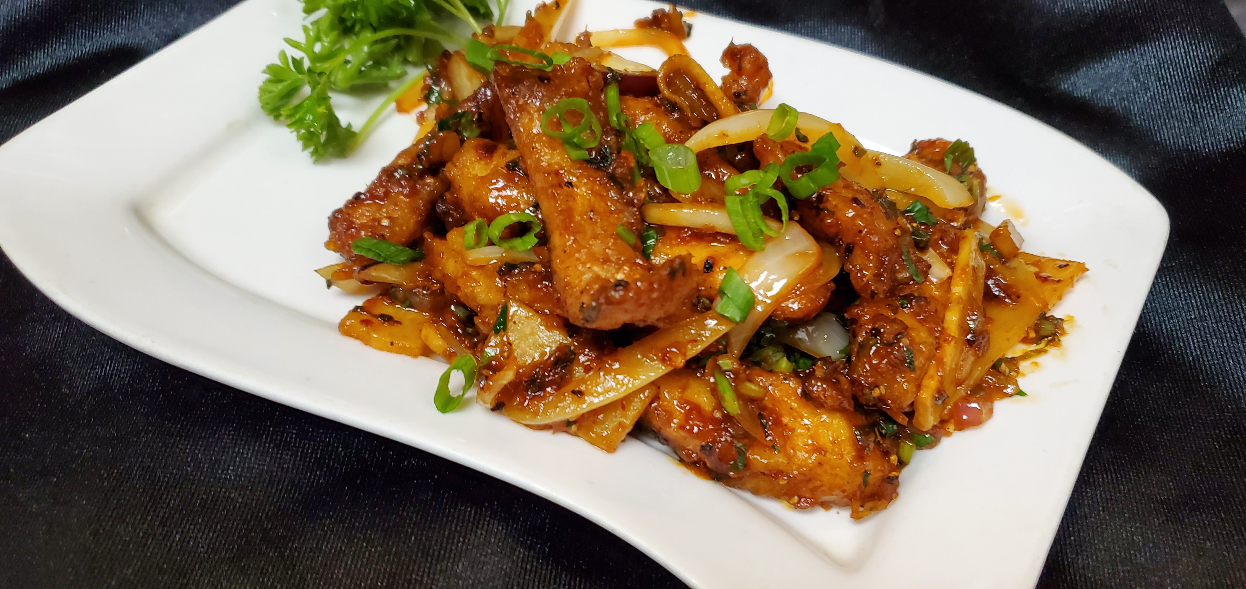Order Dry Chilli Fish  food online from Spice Route store, Parsippany on bringmethat.com