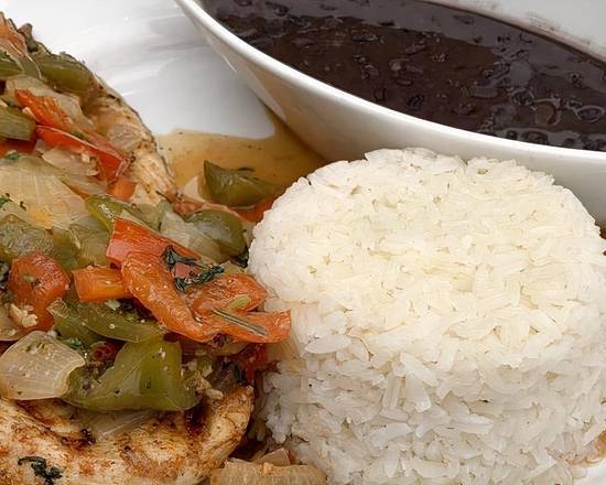 Order Pollo Sofrito food online from The Cuban store, Patchogue on bringmethat.com