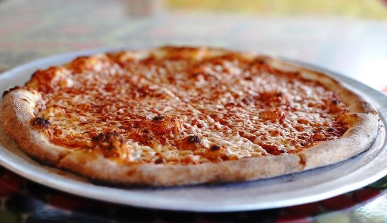 Order Cheese Pizza food online from High Top Grub & Pub store, Fort Worth on bringmethat.com