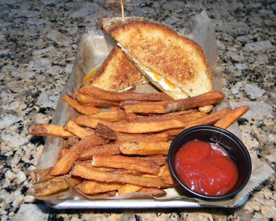 Order Texas Grilled Cheese food online from The Quarter Bar & Grill store, Addison on bringmethat.com