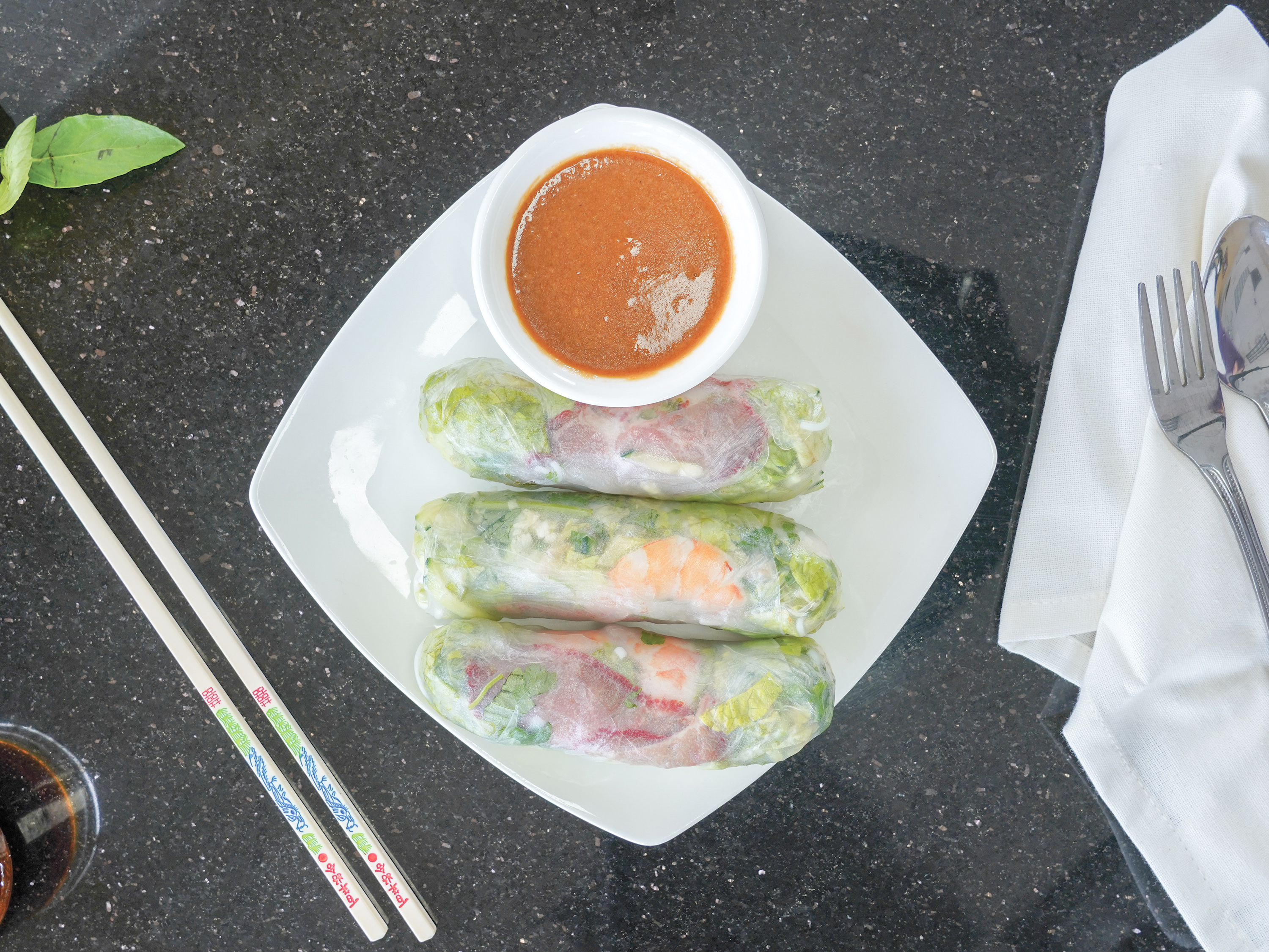 Order 3 Piece Spring Roll food online from Pho Fresno store, Fresno on bringmethat.com