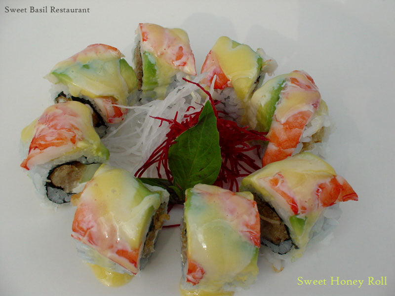 Order Sweet Honey Roll - Sweet Basil Specialty Roll food online from Sweet Basil store, Crescent Springs on bringmethat.com