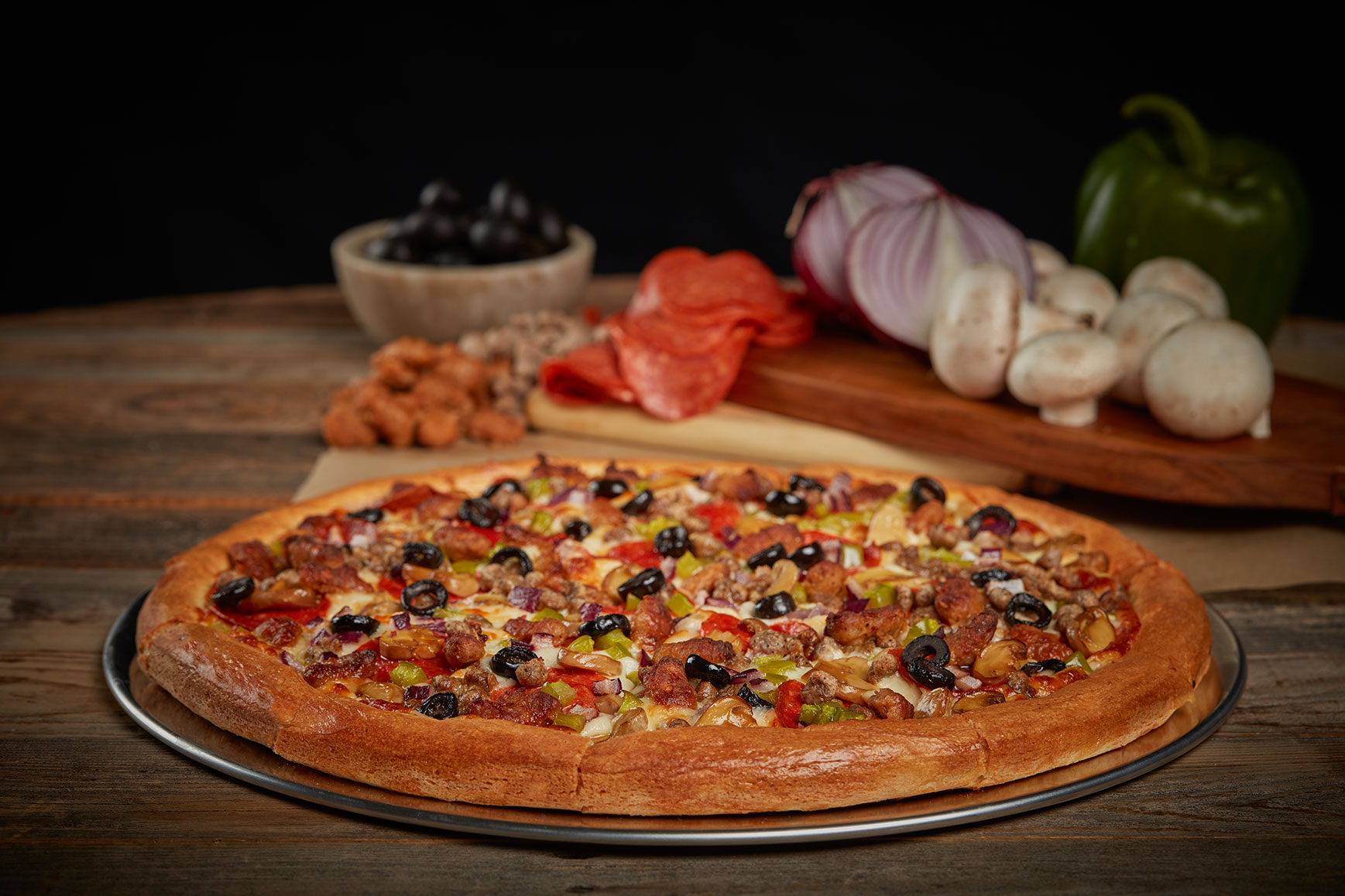 Order Supreme Pizza food online from Pregio Pizza store, Downey on bringmethat.com