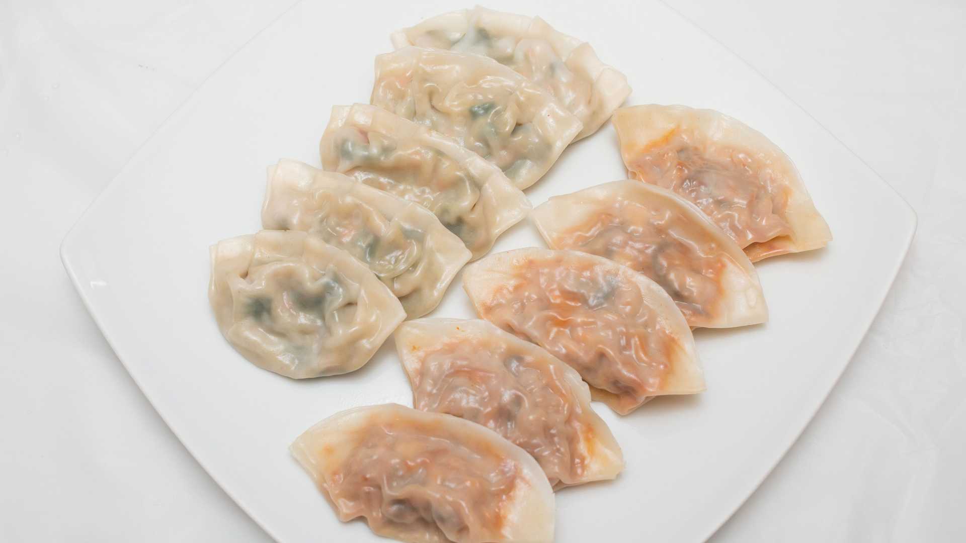 Order Dumpling(Steemed)  교자찐만두 food online from Mas Korean Sausage store, North Wales on bringmethat.com